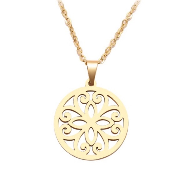 18 kt Gold Plate over Stainless Steel Pendant Mandela Necklace NEW - Picture 6 of 7